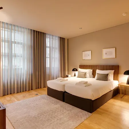 Avus M And By Da'home Apartman