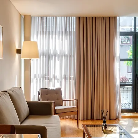 Avus M And By Da'home Apartman Porto