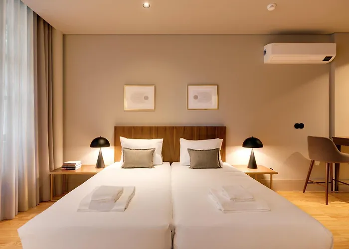 Avus M And By Da'home