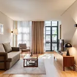 Avus M And By Da'home Apartman Porto