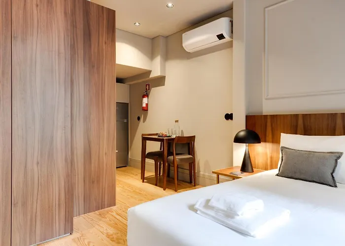 Avus M And By Da'home