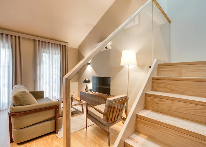 Avus M And By Da'home