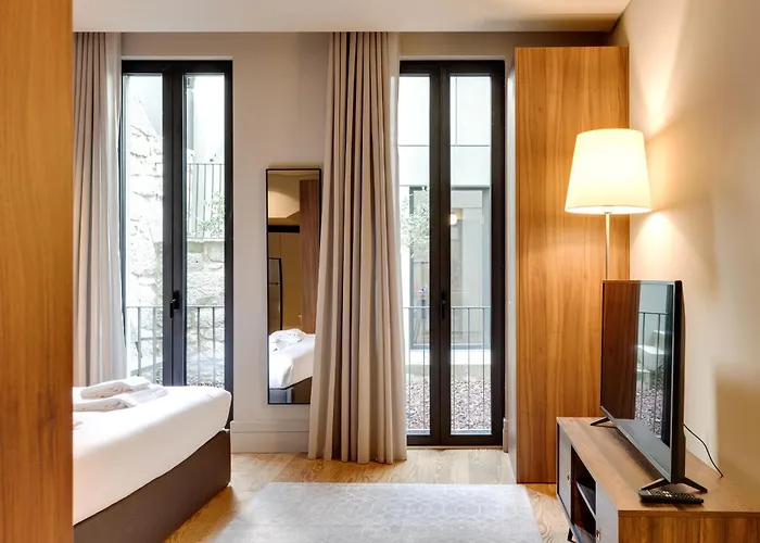 Avus M And By Da'home