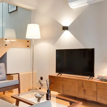 Avus M And By Da'home Apartment *