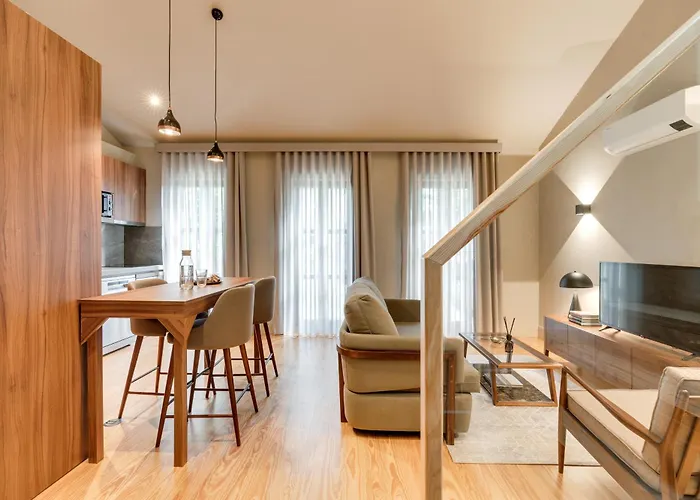 Avus M And By Da'home Apartment Porto